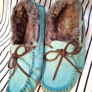 UGG Blue Sherpa Lined slip ONS sz6